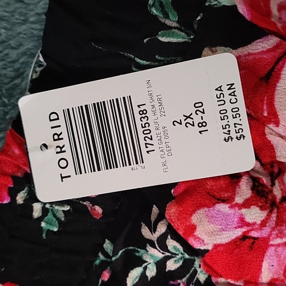 Torrid Floral Ruffle Shorts - Picture 2 of 4